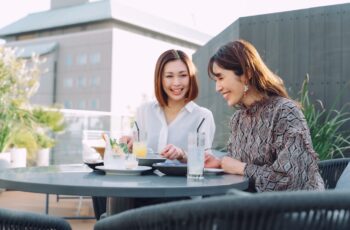 【管理栄養士監修】糖質制限vs脂質制限、どっちが痩せる？