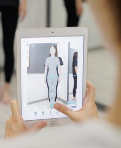 【プロの結論】姿勢改善にピラティスが”最強”である5つの理由｜普通の筋トレとの違い